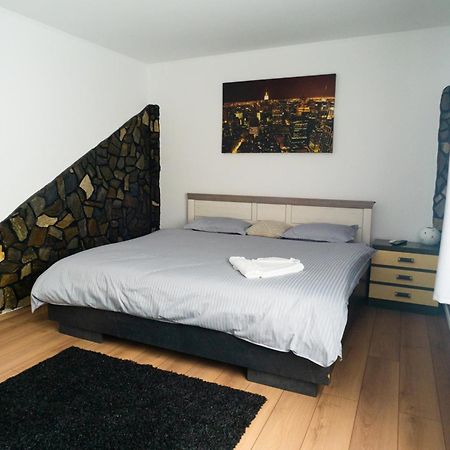 Apartament Dacul Hunedoara Dış mekan fotoğraf